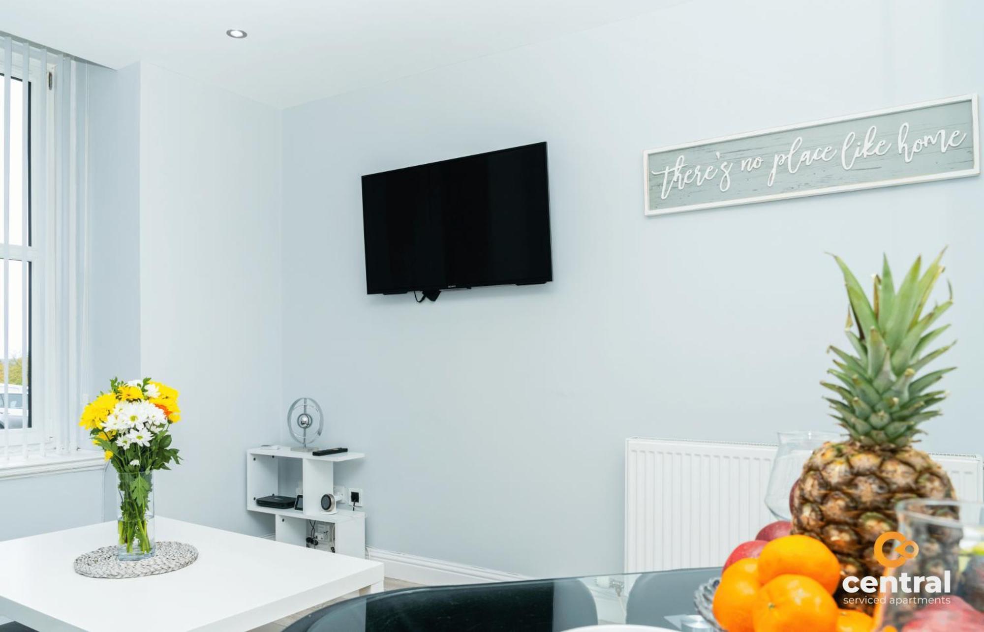 Central Serviced Apartments - 2 Bedroom - Ground Floor - Monthly & Weekly Bookings Welcome - Free Street Parking - 2 Double Beds - Wifi - Smart Tvs In Rooms - Fully Equipped - Heating 24-7 - Contractor & Short Stay Favourite Данді Екстер'єр фото