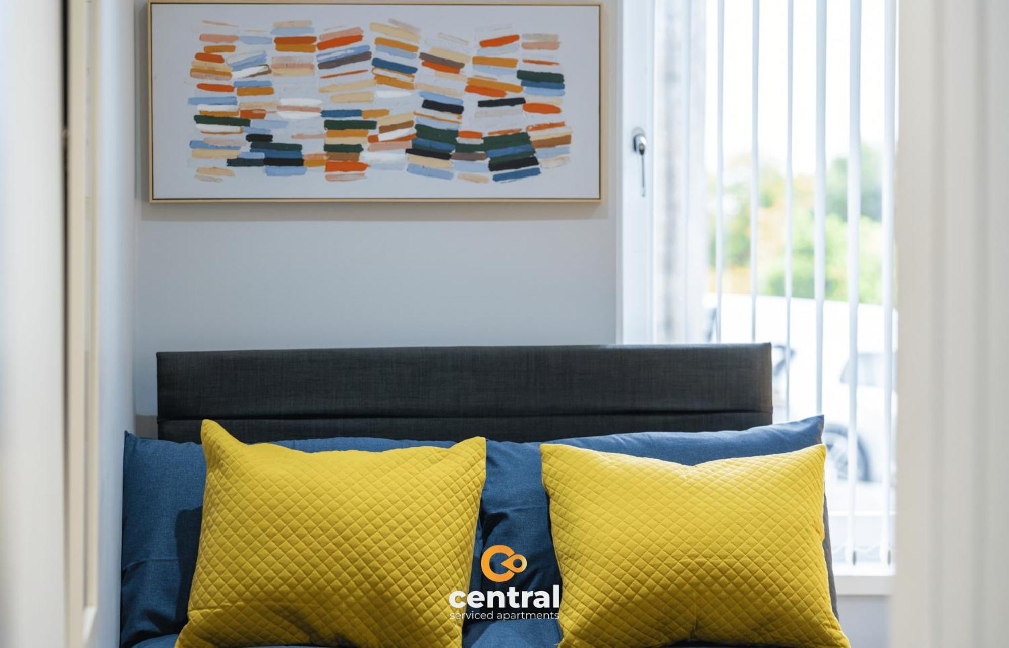 Central Serviced Apartments - 2 Bedroom - Ground Floor - Monthly & Weekly Bookings Welcome - Free Street Parking - 2 Double Beds - Wifi - Smart Tvs In Rooms - Fully Equipped - Heating 24-7 - Contractor & Short Stay Favourite Данді Екстер'єр фото