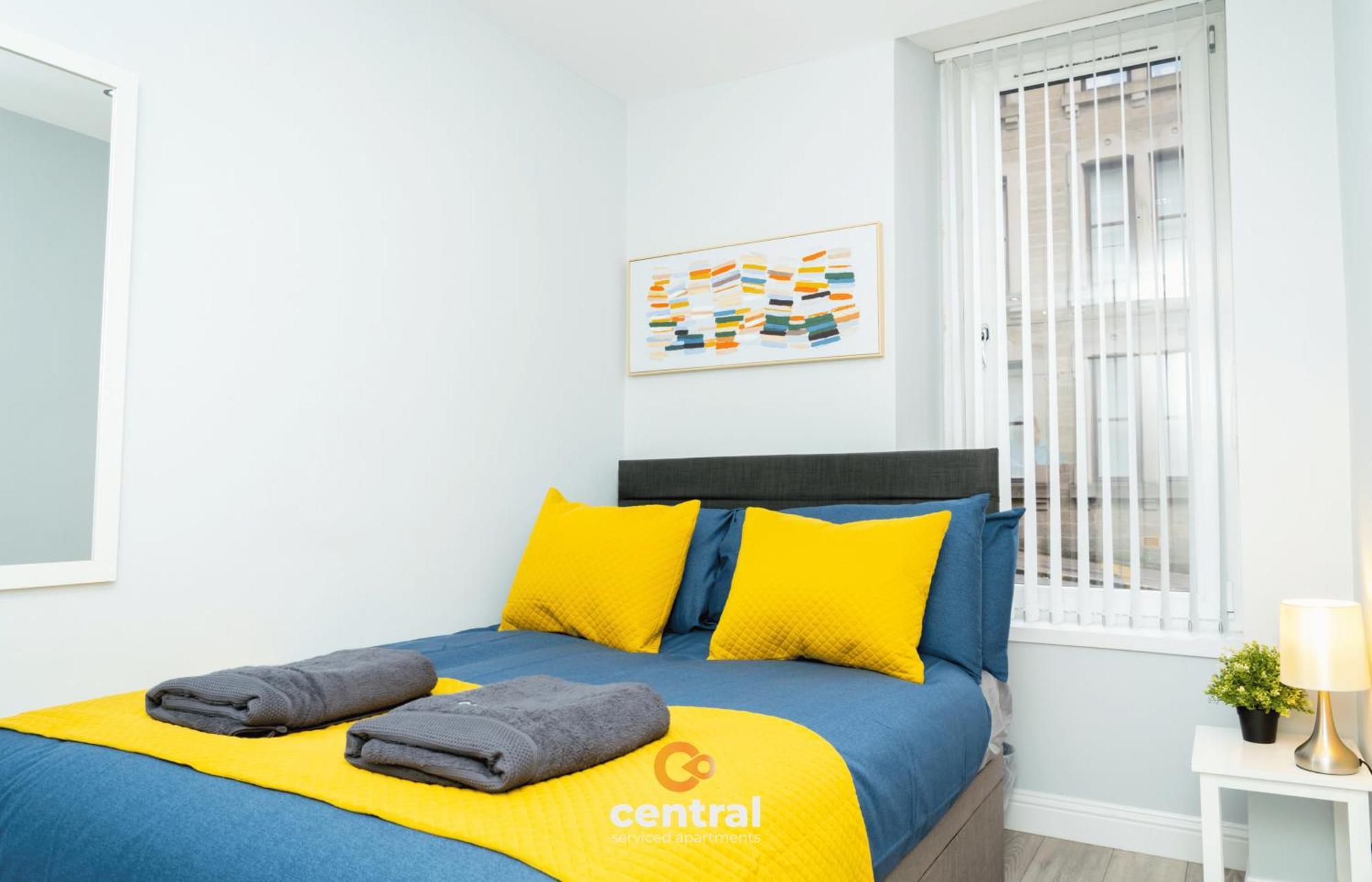 Central Serviced Apartments - 2 Bedroom - Ground Floor - Monthly & Weekly Bookings Welcome - Free Street Parking - 2 Double Beds - Wifi - Smart Tvs In Rooms - Fully Equipped - Heating 24-7 - Contractor & Short Stay Favourite Данді Екстер'єр фото
